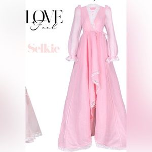 Selfie morning glory peignoir